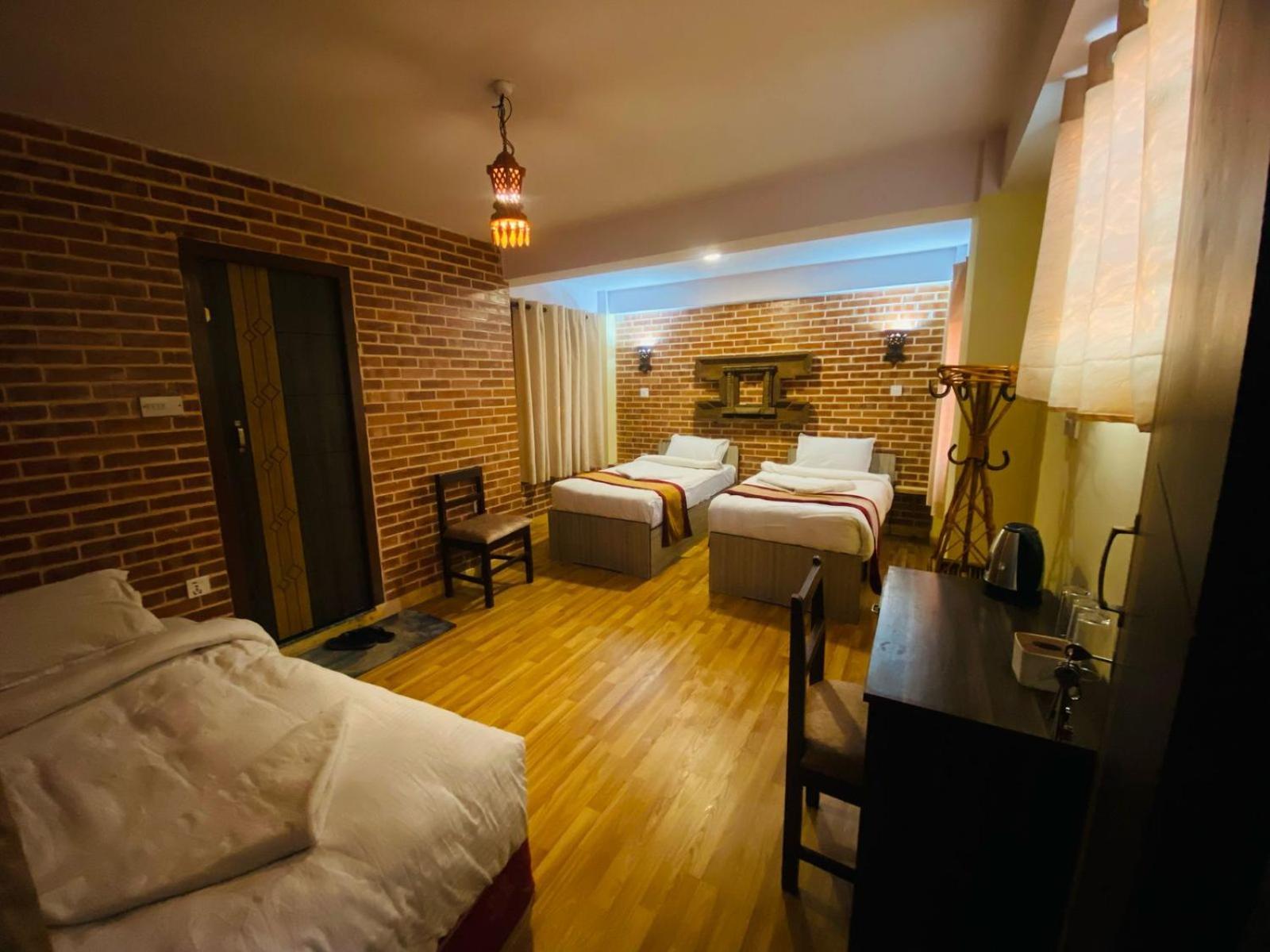 Hotel Durbar Side Bhatgoan 외부 사진
