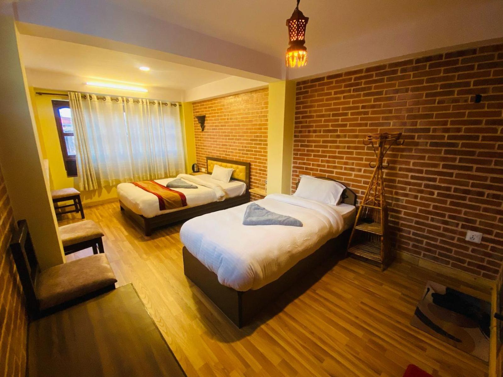 Hotel Durbar Side Bhatgoan 외부 사진